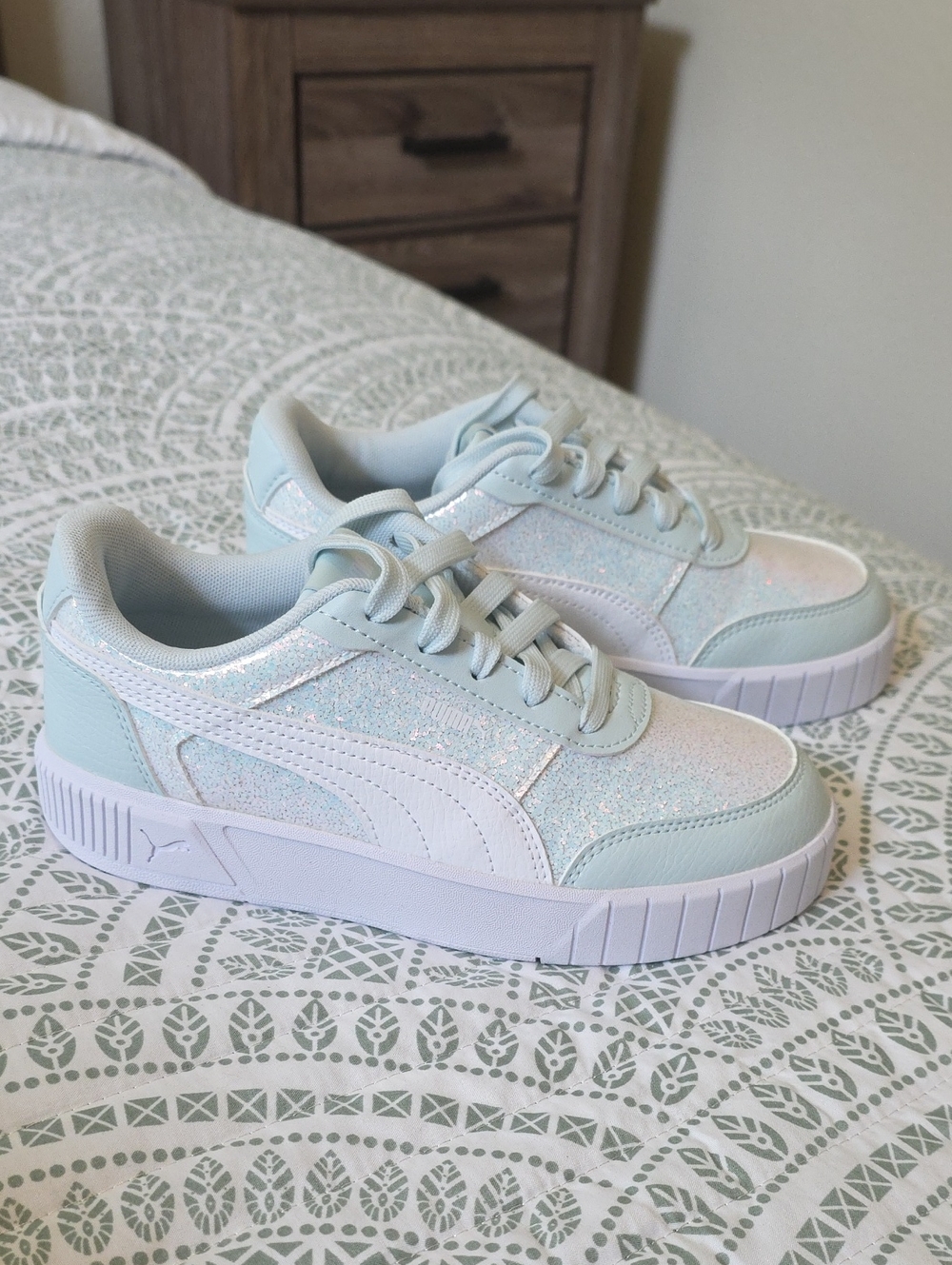 Puma White Low-Top Sneakers with Blue Accents